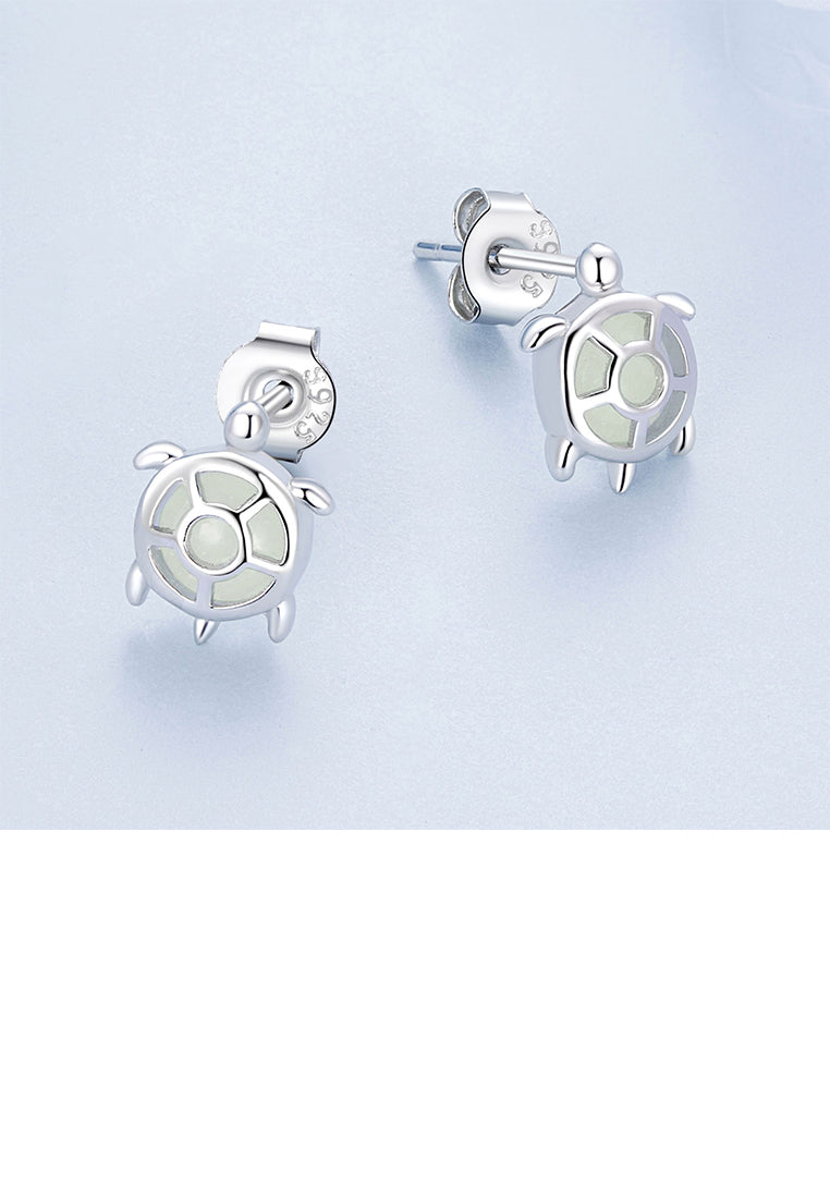 925 Sterling Silver Simple and Cute Hollow Turtle Stud Earrings