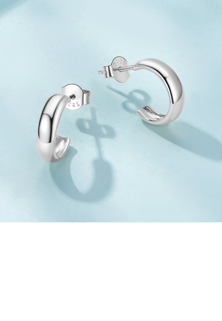 925 Sterling Silver Simple and Fashion C-shaped Geometric Stud Earrings