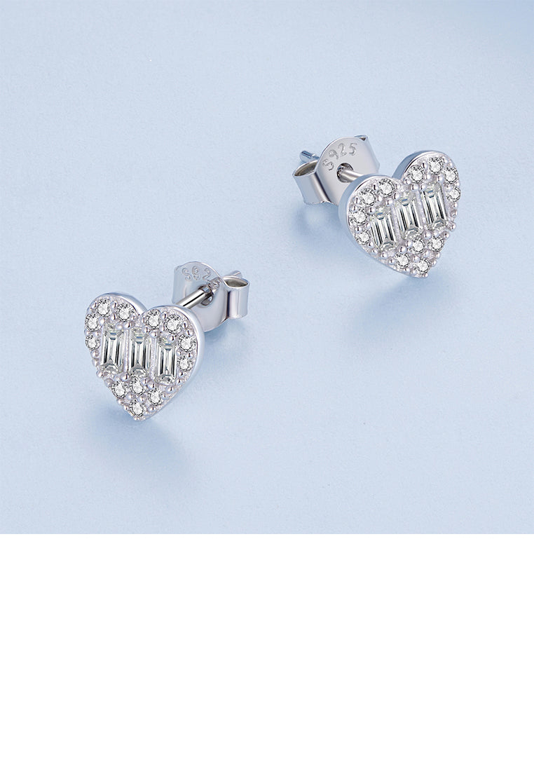 925 Sterling Silver Simple Brilliant Heart Stud Earrings with Cubic Zirconia - Luxurious Look