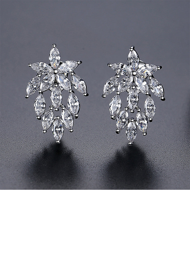 Fashion Temperament Leaf Earrings with Cubic Zirconia - Luxurious Look