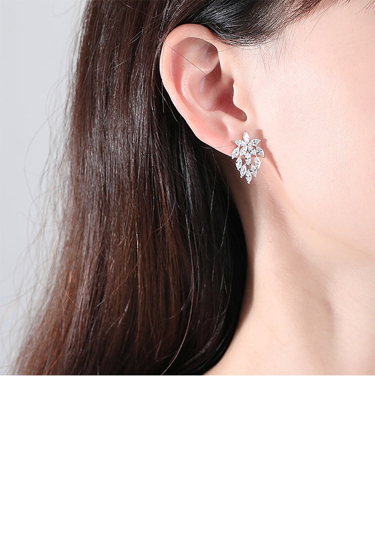 Fashion Temperament Leaf Earrings with Cubic Zirconia - Luxurious Look