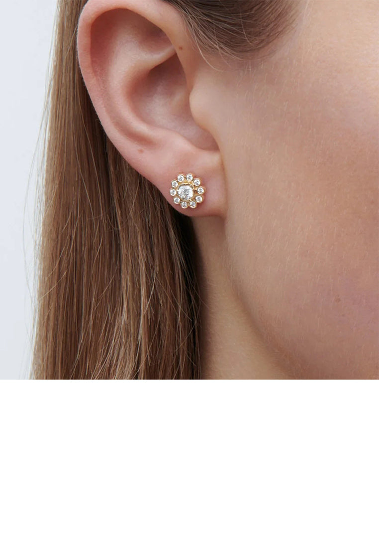 925 Sterling Silver Plated Gold Simple Fashion Flower Stud Earrings with Cubic Zirconia - Luxurious Look