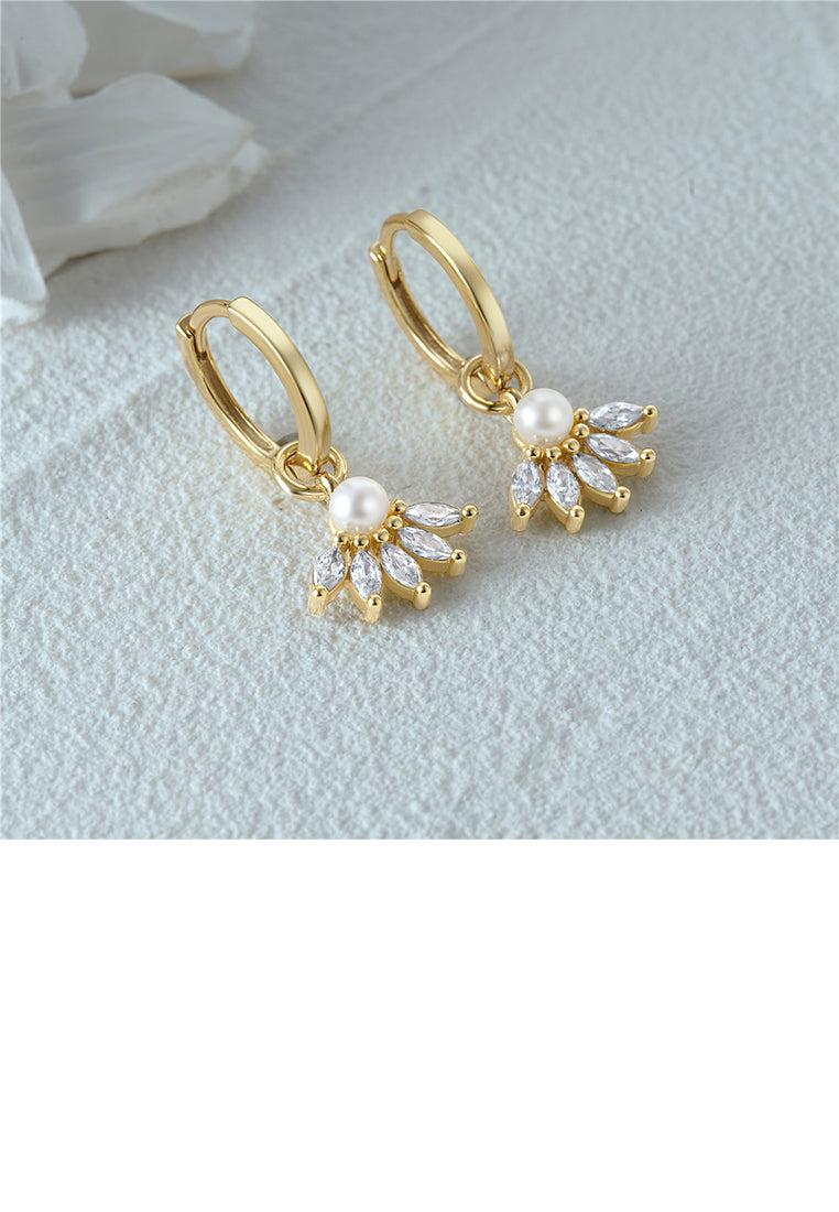 925 Sterling Silver Plated Gold Fashion Geometric Imitation Pearl Earrings with Cubic Zirconia - Luxurious Look