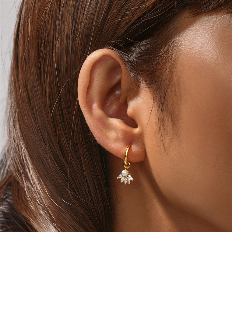 925 Sterling Silver Plated Gold Fashion Geometric Imitation Pearl Earrings with Cubic Zirconia - Luxurious Look