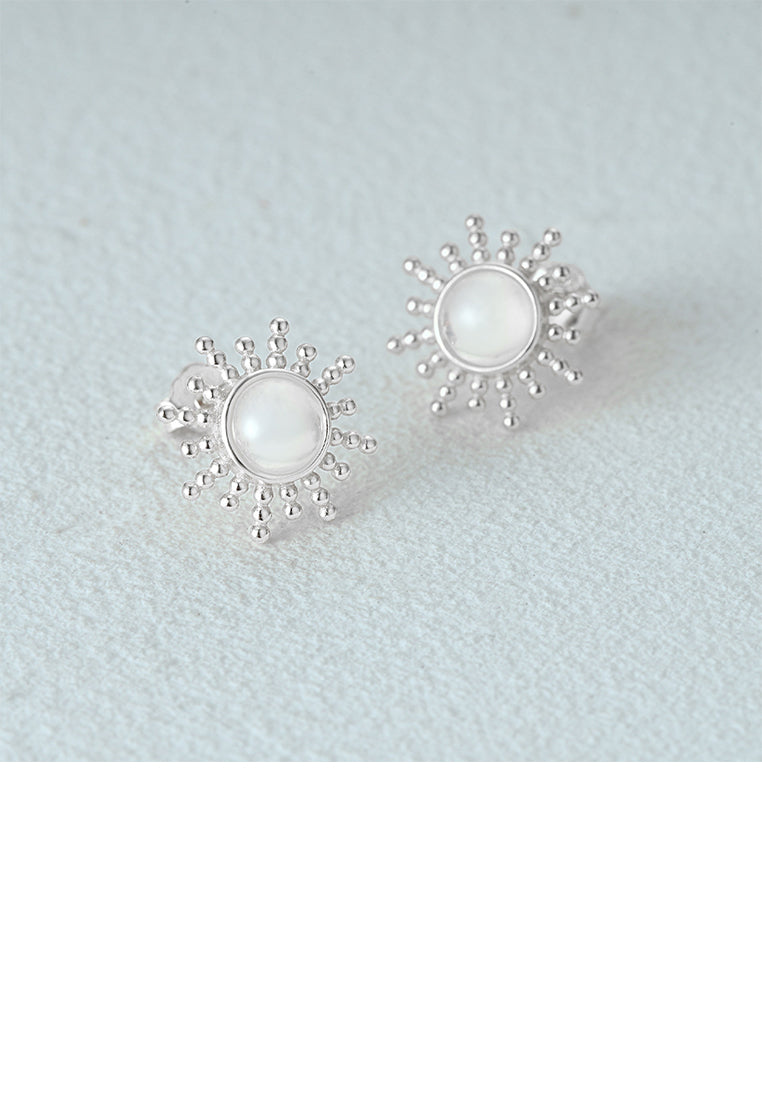 925 Sterling Silver Fashion Simple Sun Stud Earrings with Imitation Opal