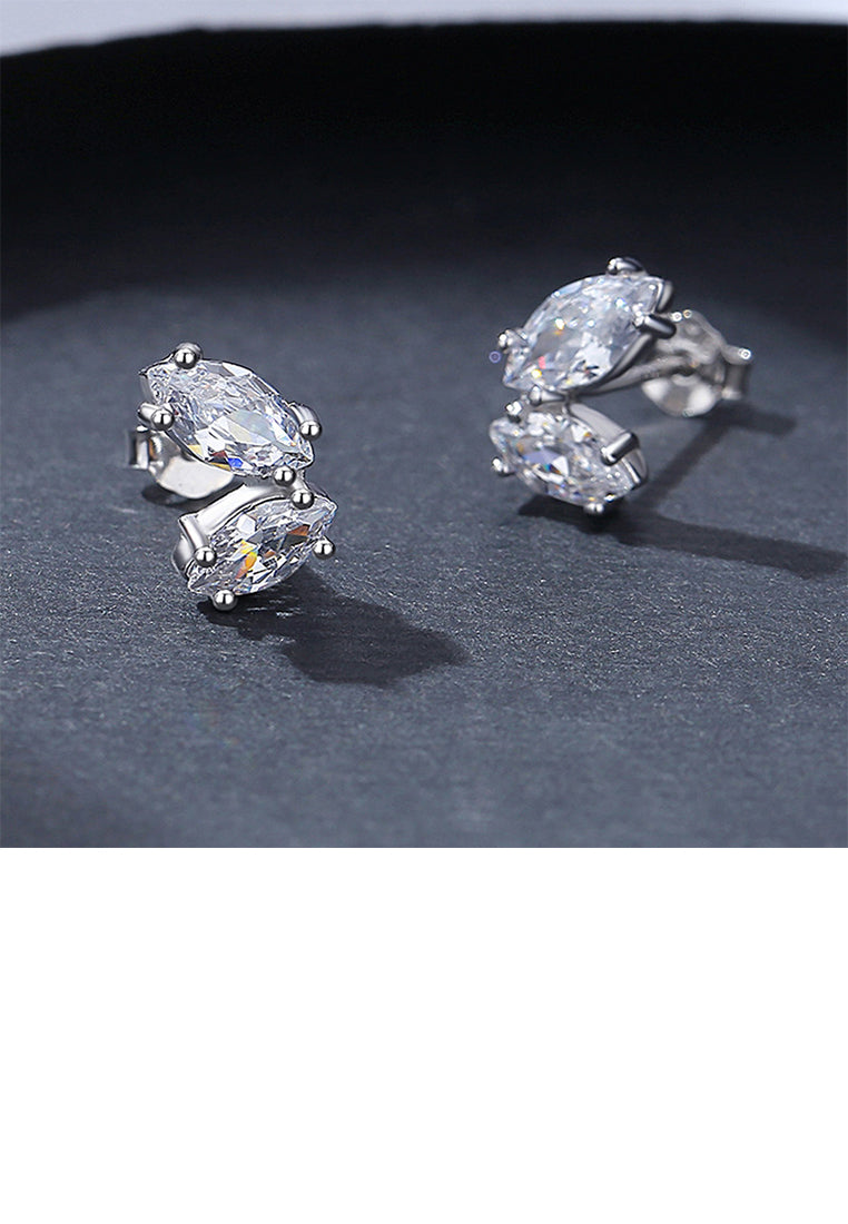 925 Sterling Silver Simple Personality Geometric Stud Earrings with Cubic Zirconia - Luxurious Look