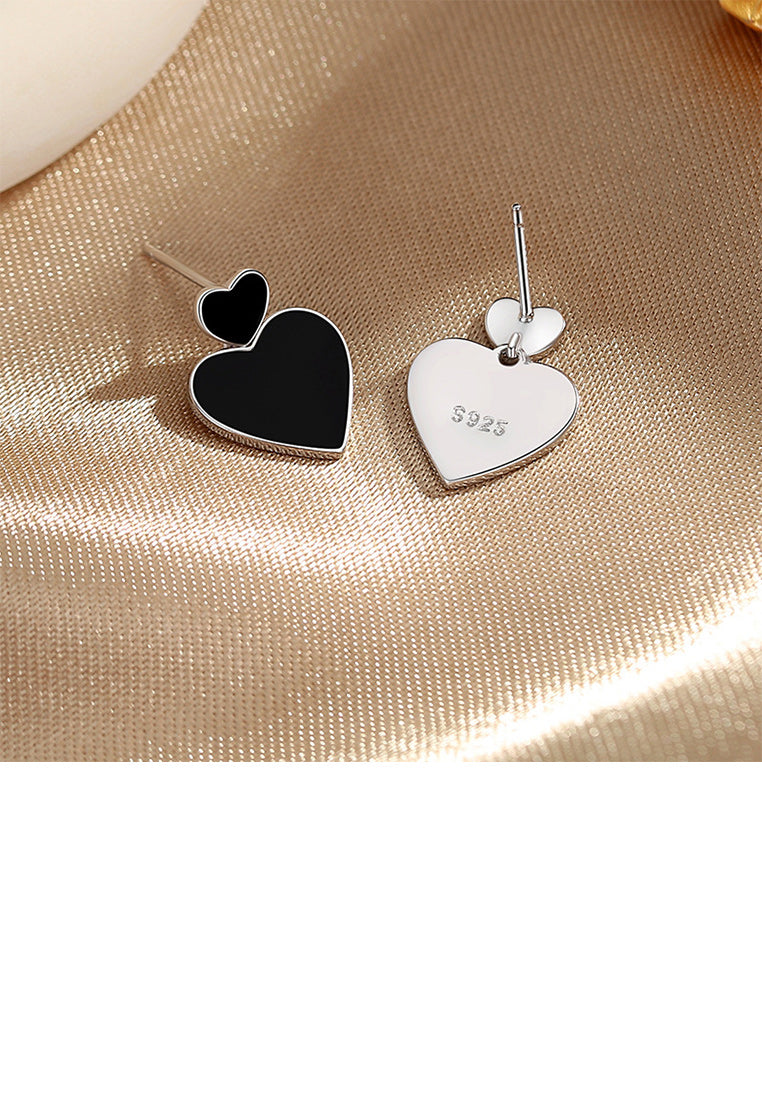 925 Sterling Silver Simple and Fashion Enamel Heart-shaped Stud Earrings