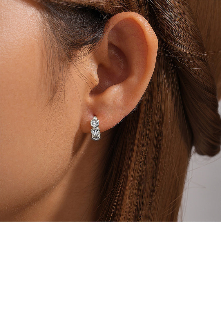 925 Sterling Silver Simple Sweet Heart Shaped Earrings with White Cubic Zirconia - Luxurious Look