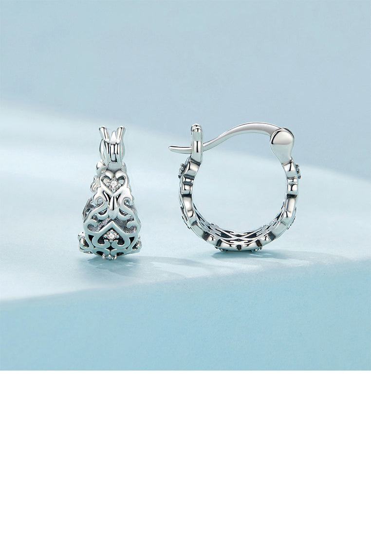 925 Sterling Silver Vintage Temperament Hollow Heart Pattern Geometric Earrings with Cubic Zirconia - Luxurious Look