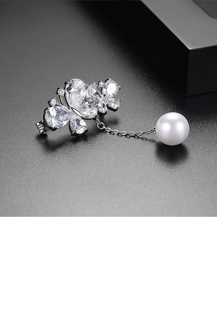 Simple Temperament Double Butterfly Tassel Imitation Pearl Brooch with Cubic Zirconia - Luxurious Look