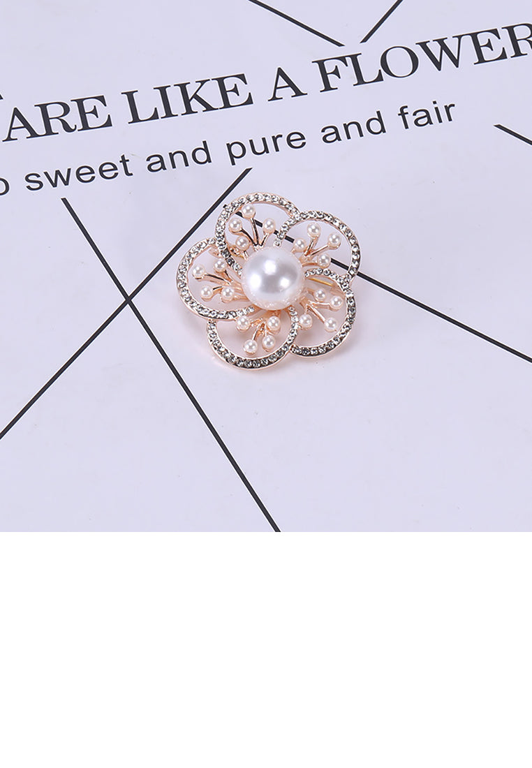 Simple and Elegant Plated Gold Hollow Flower Imitation Pearl Brooch with Cubic Zirconia - Luxurious Look