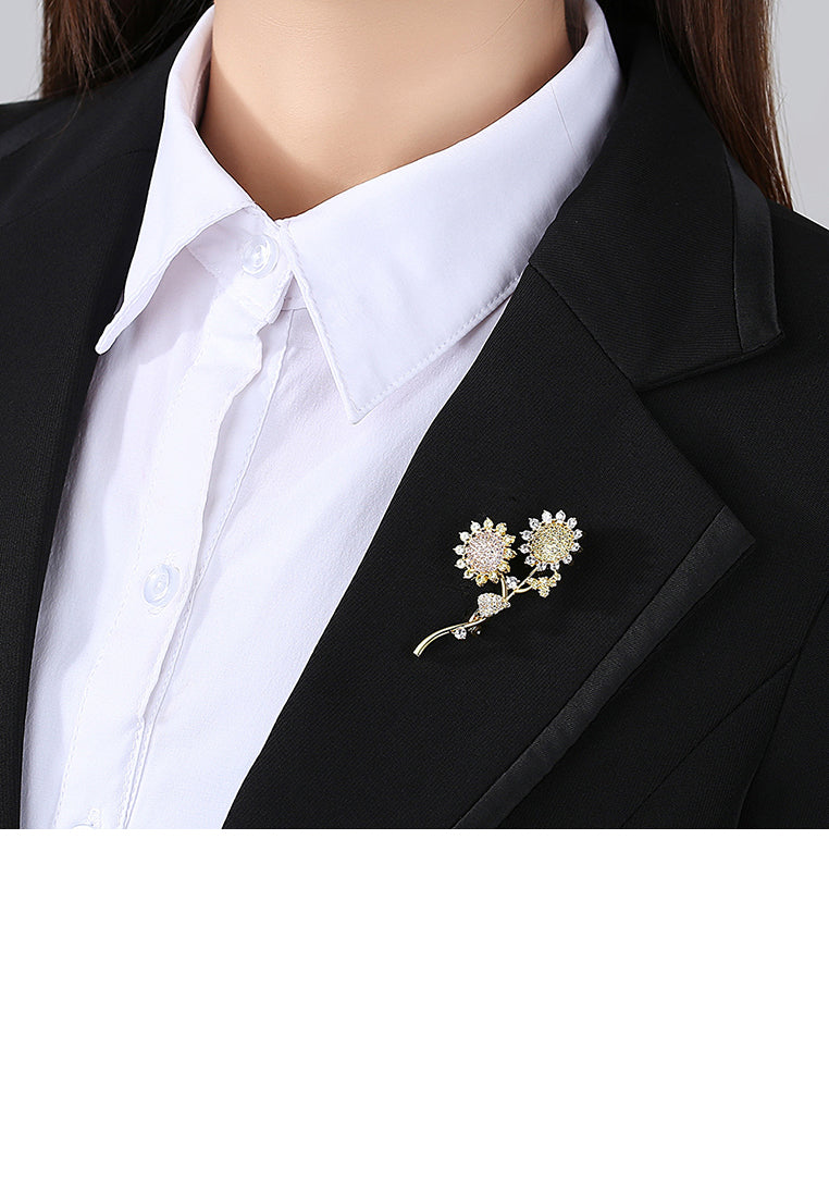 Fashion and Elegant Plated Gold Sunflower Brooch with Cubic Zirconia - Luxurious Look