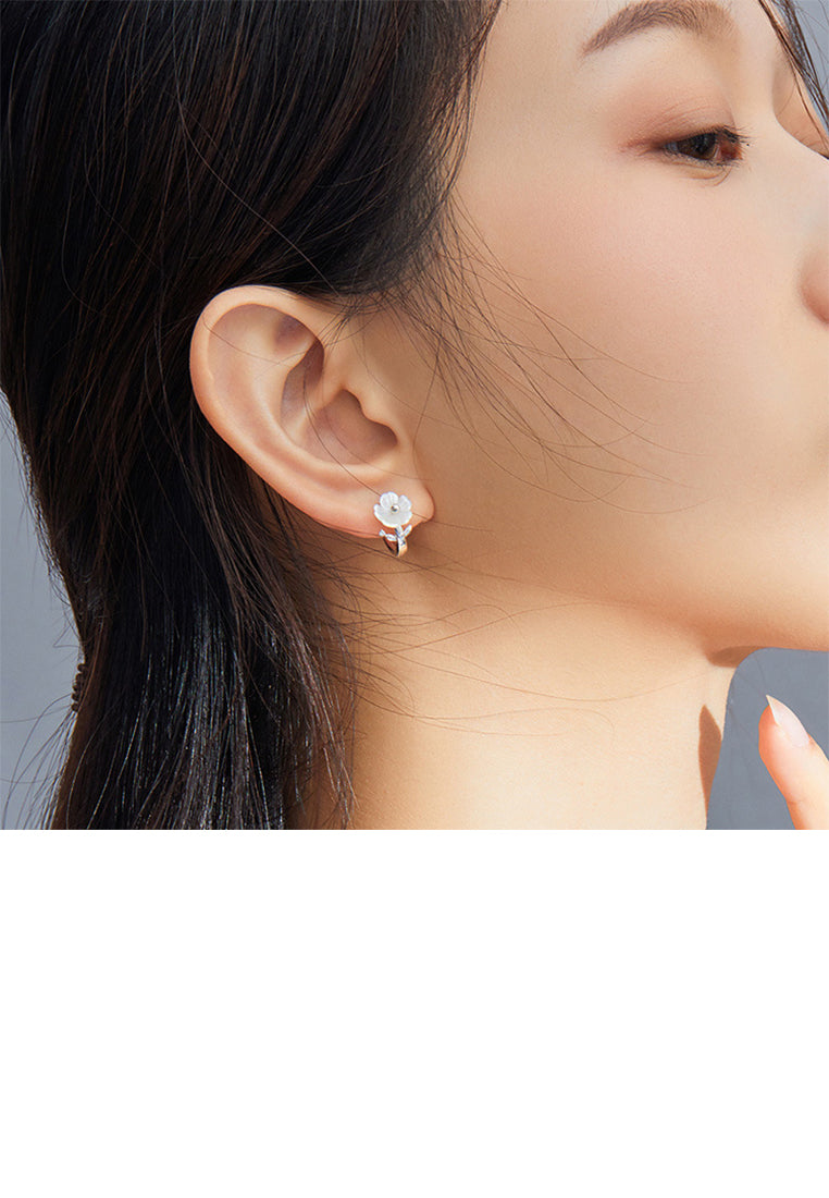 925 Sterling Silver Simple and Elegant Flower Mother-of-pearl Geometric Circle Stud Earrings