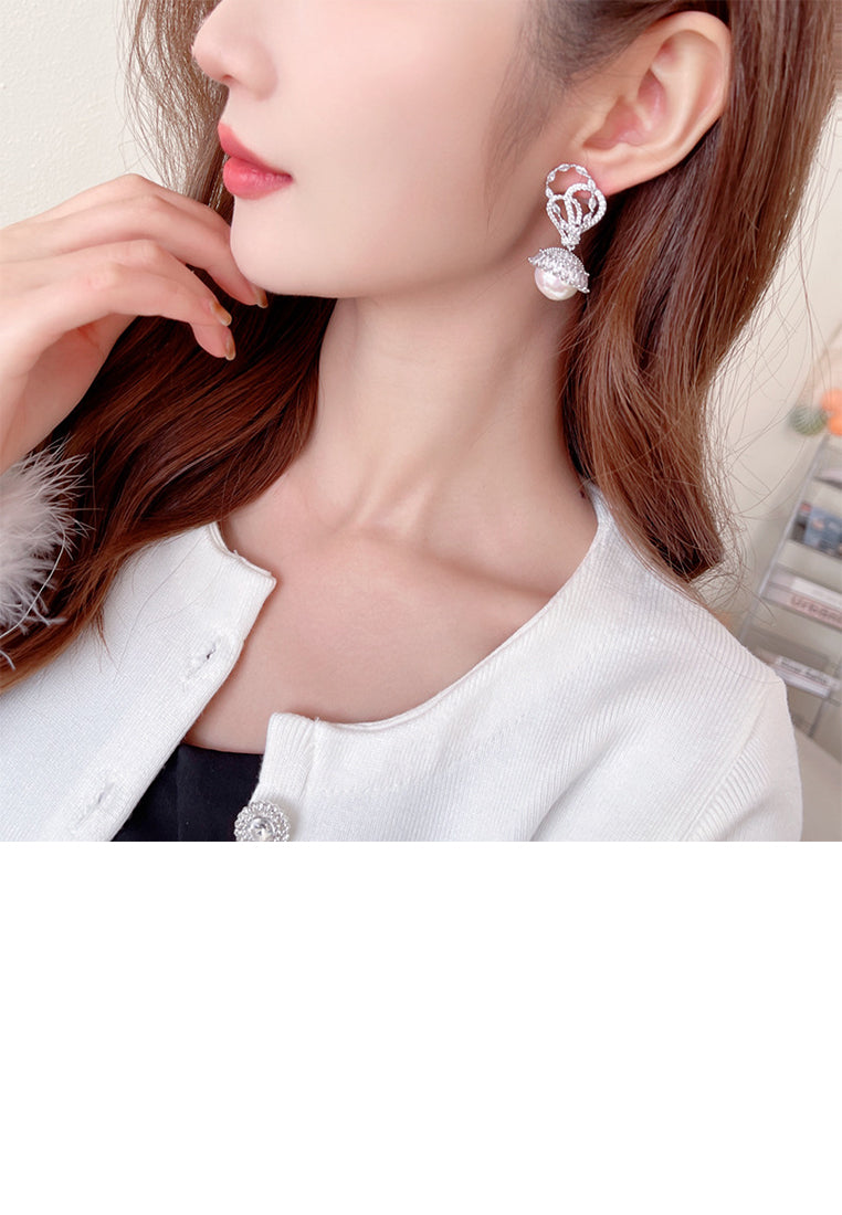 Fashion Elegant Geometric Round Imitation Pearl Earrings with Cubic Zirconia - Luxurious Look