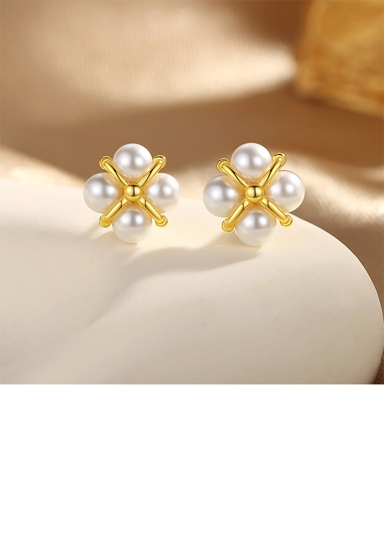 925 Sterling Silver Plated Gold Simple and Elegant Four-leafed Clover Imitation Pearl Stud Earrings - Luxurious Look