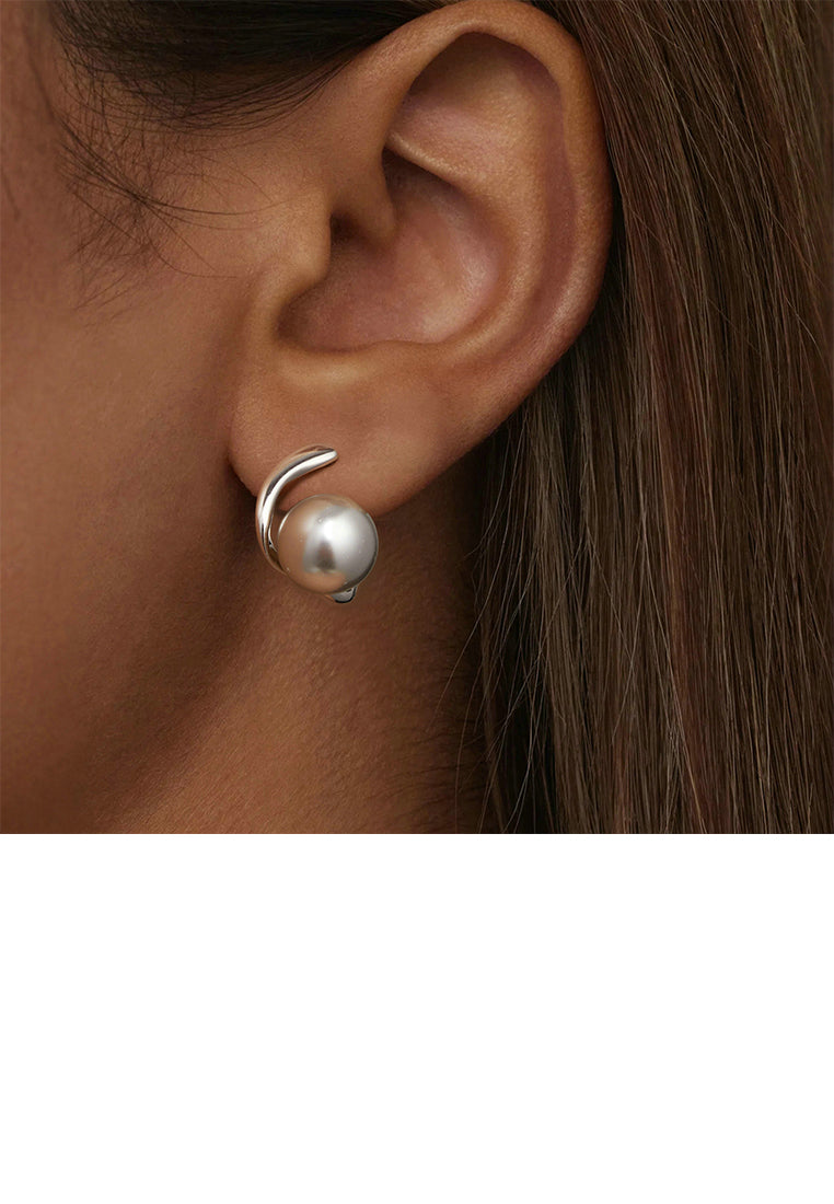 925 Sterling Silver Fashion Temperament Geometric Imitation Pearl Earrings - Luxurious Look