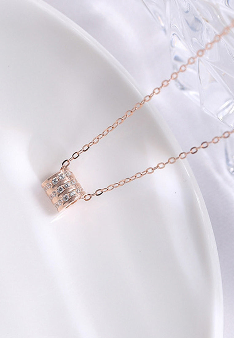 Simple Cylindrical Pendant Necklace