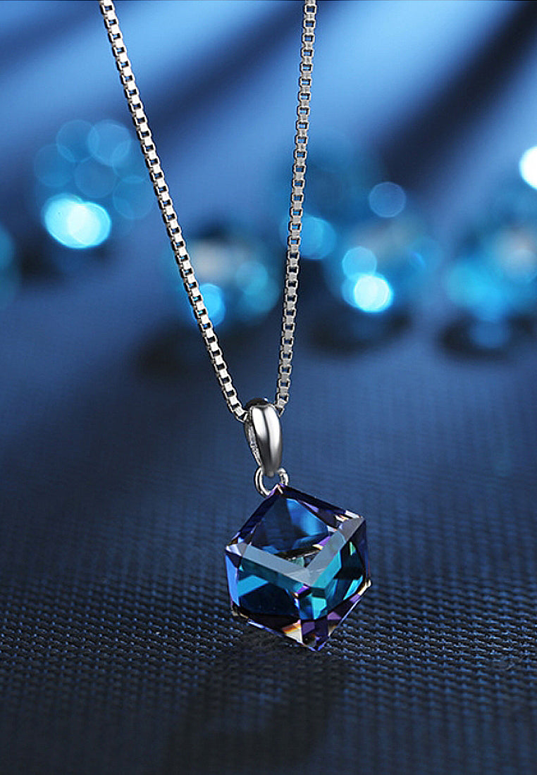 Simple Blue Rhinestone Pendant Necklace