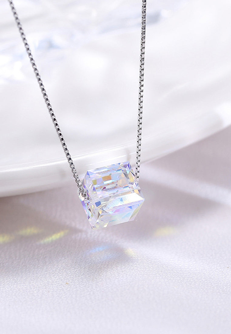 Simple Aurora Square Pendant Necklace