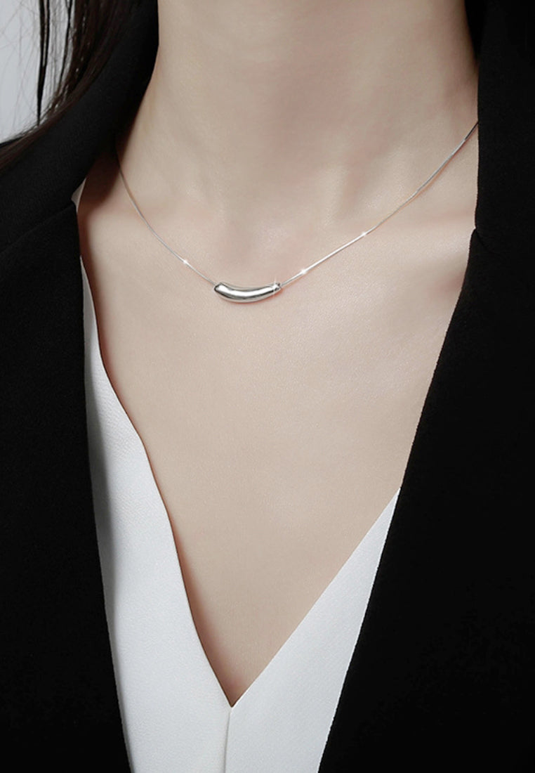 Simple Pendant Necklace