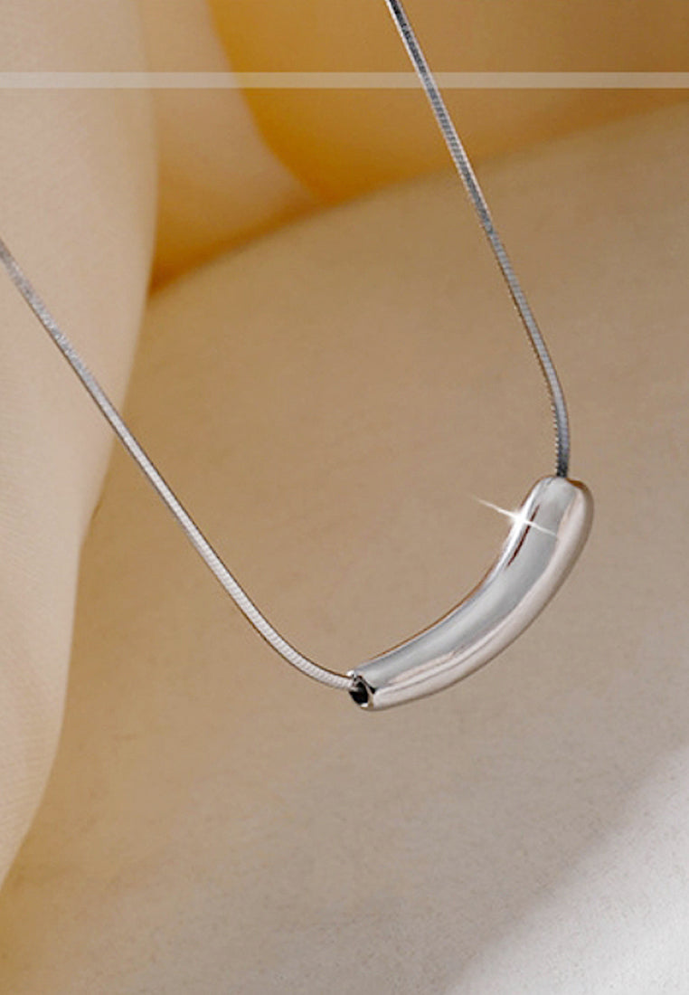 Simple Pendant Necklace