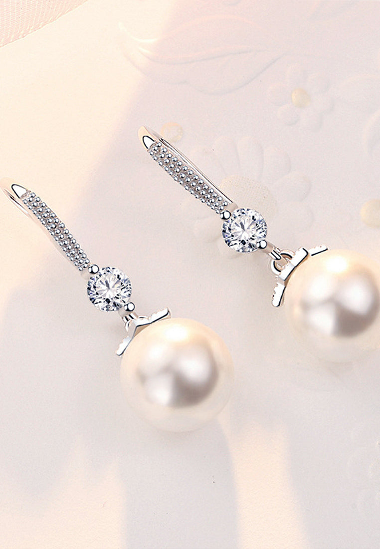 Millimeter shell beads, lithoothlite earring earrings