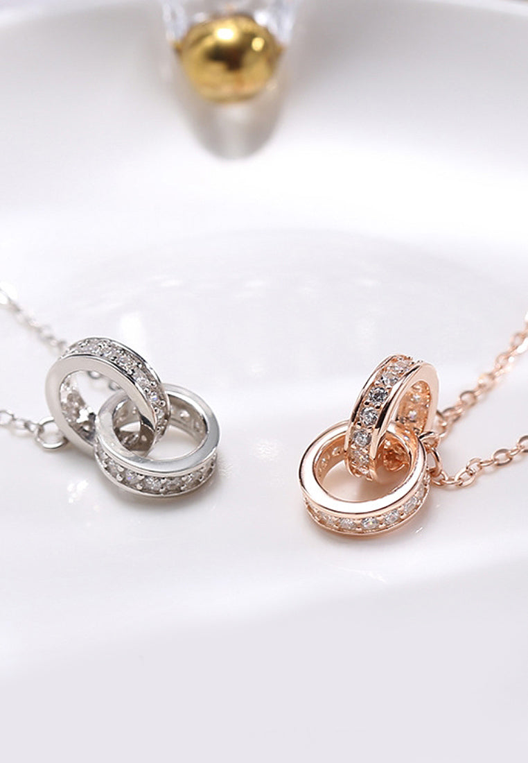 Simple Double -Ring Pendant Necklace