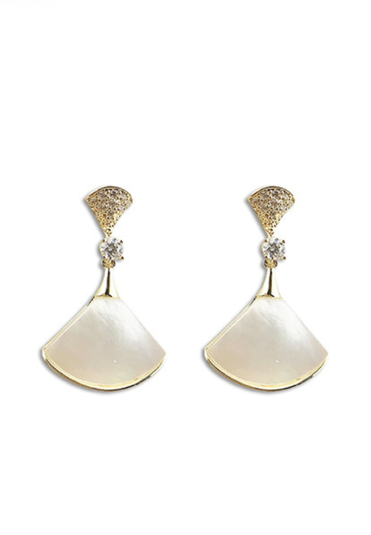 Fan -Shaped Shell Skirt Earrings