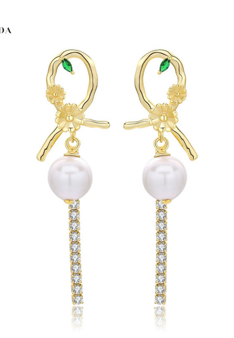 Baroque style freshwater pearl earrings