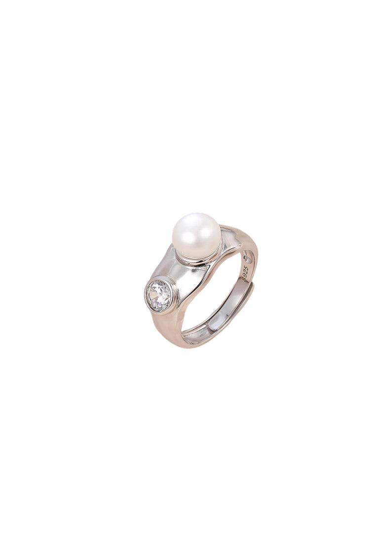 Fashion Pearl Ring