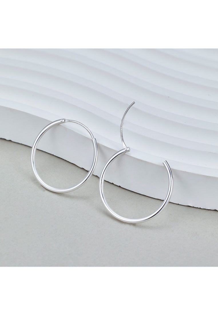 Minimalist Cold Tone 925 Silver Circular Earrings